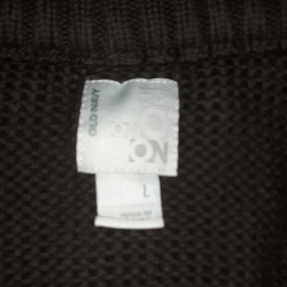 ((Listing#155)) Old Navy Sweater - Picture 2 of 7